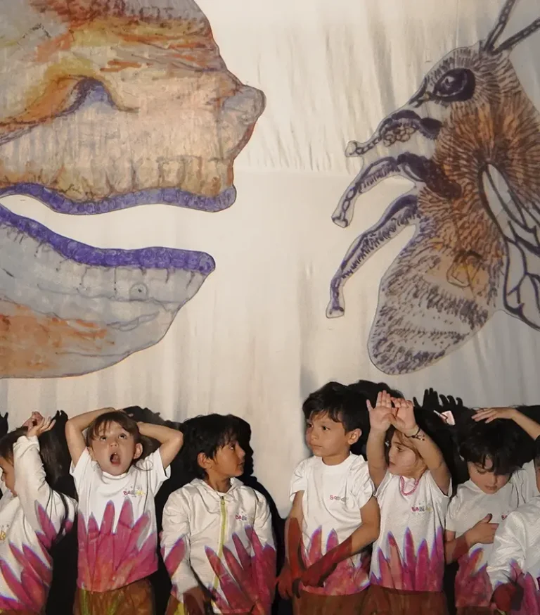 Mobile-Landing-Gal-10